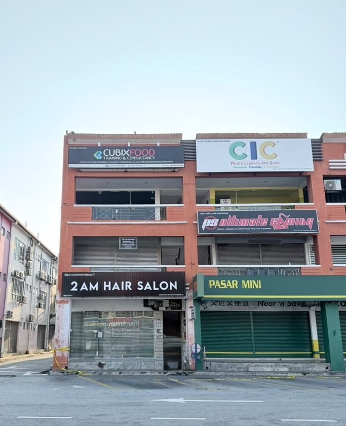 Premis Cubix Food di Bandar Baru Selayang